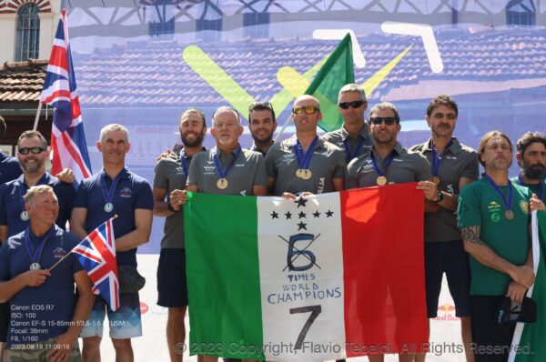 Medaglie d’oro e argento per l’Italia ai campionati del mondo di deltaplano